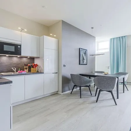 5-sterne-ferienwohnung Windroeschen Im Ostseebad شقة *